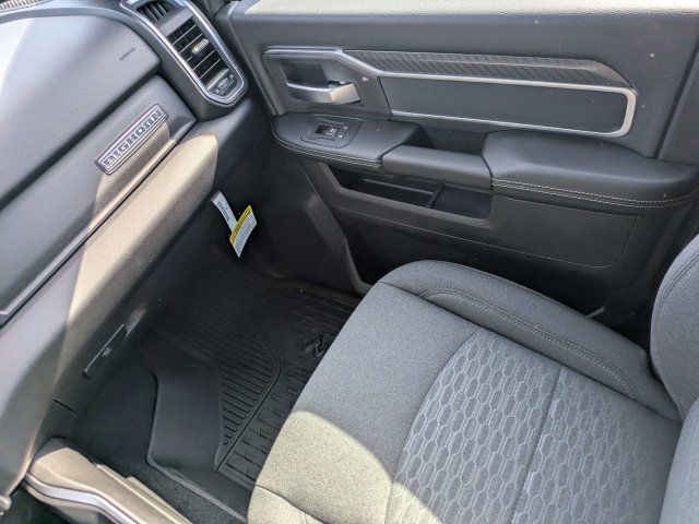 New 2026 RAM 3500 Big Horn AWD/4WD image 18