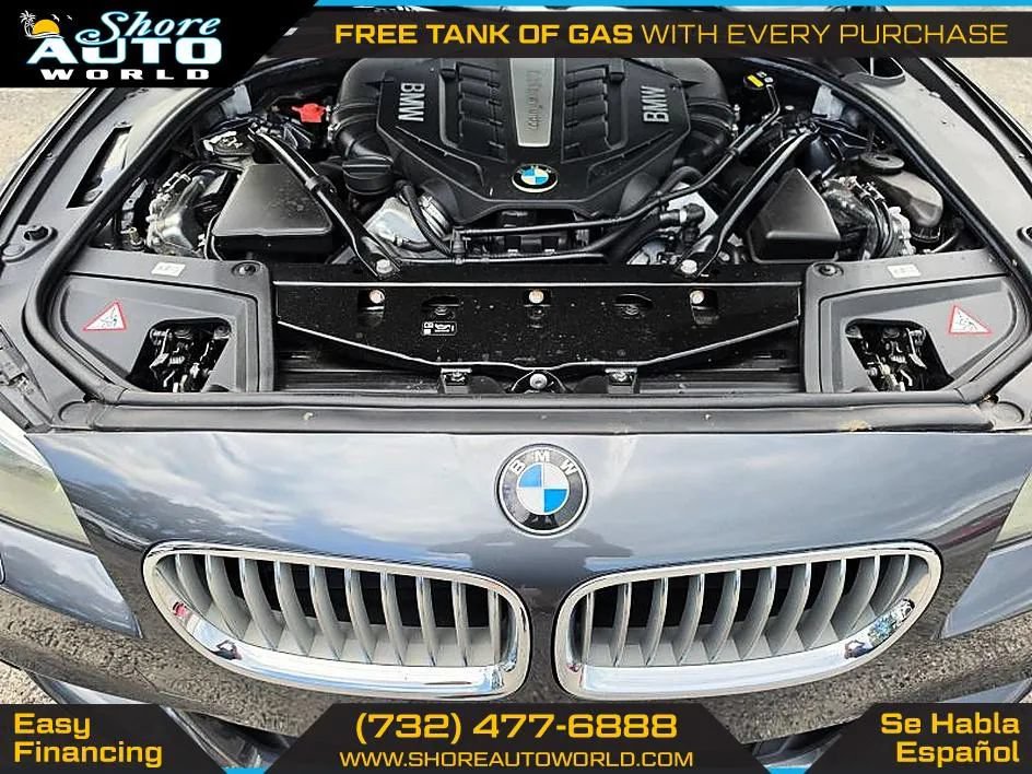 Used 2016 BMW 550i xDrive Sedan AWD/4WD image 30