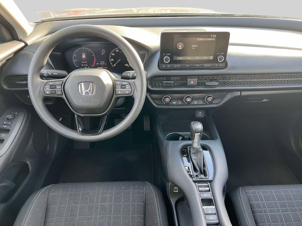 Used 2023 Honda HR-V LX image 12