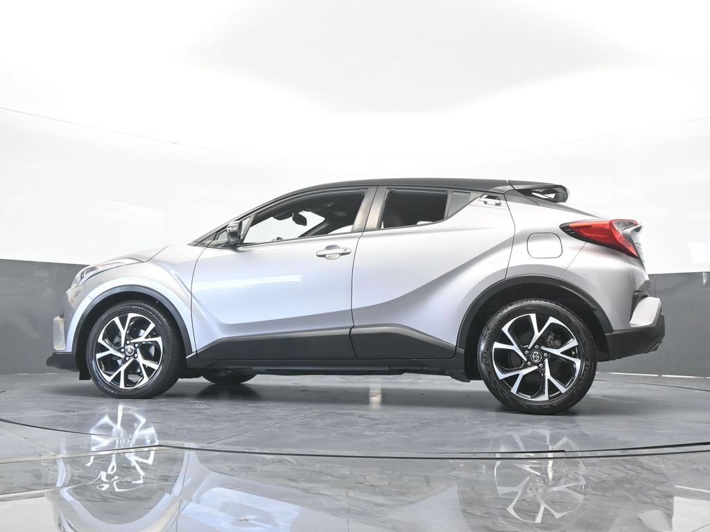 Used 2019 Toyota C-HR XLE FWD image 56