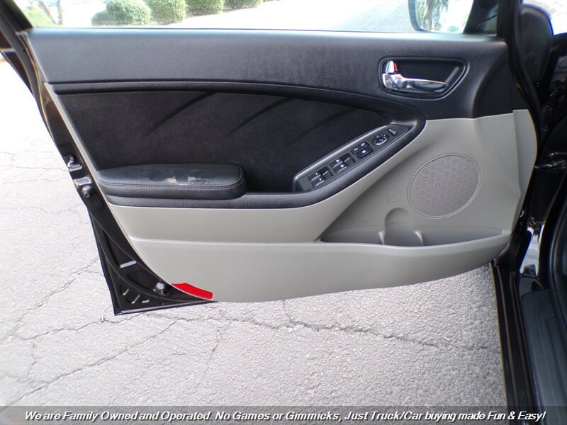 Used 2014 Kia Forte EX FWD image 11