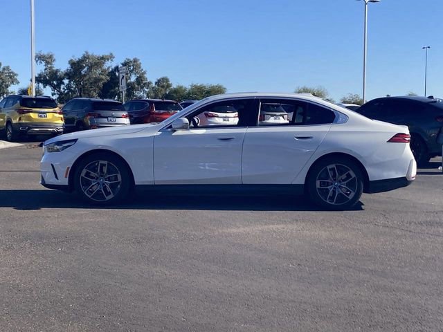 Certified 2025 BMW i5 eDrive40i w/ Premium Package image 10