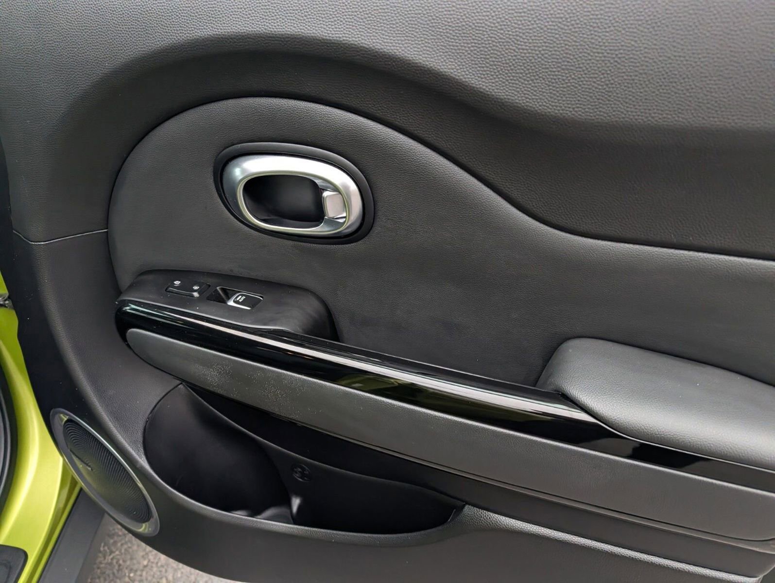 Used 2018 Kia Soul + w/ Audio Package image 26