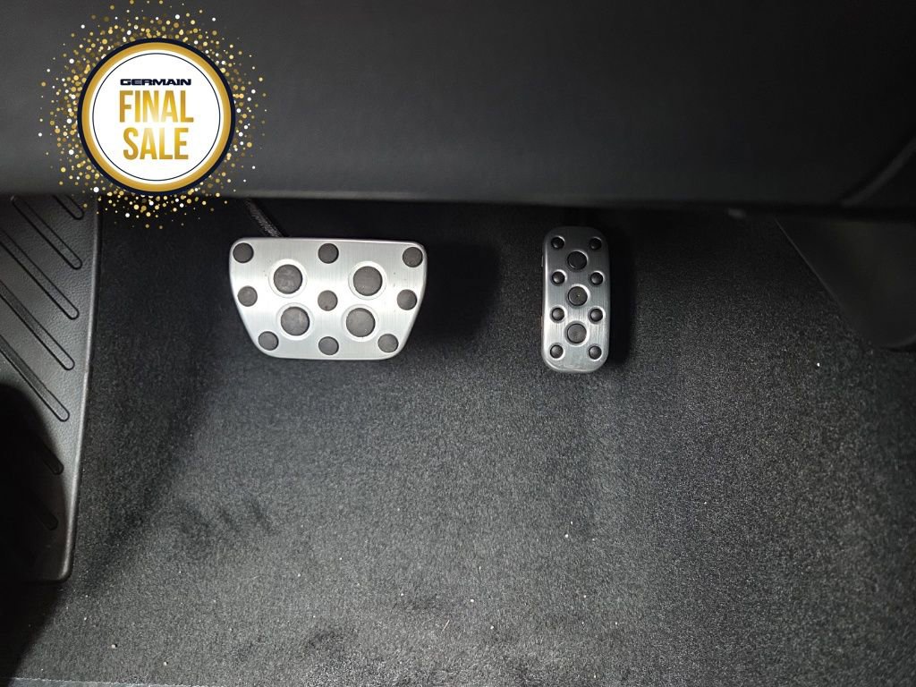 New 2025 Toyota Tacoma Limited image 38