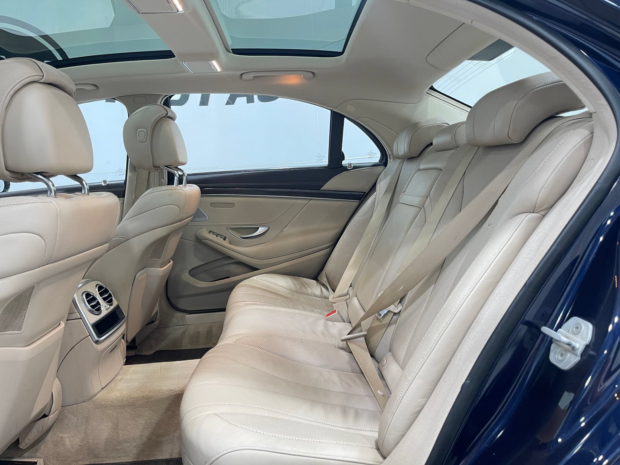 Used 2018 Mercedes-Benz S 450 4MATIC Sedan image 31