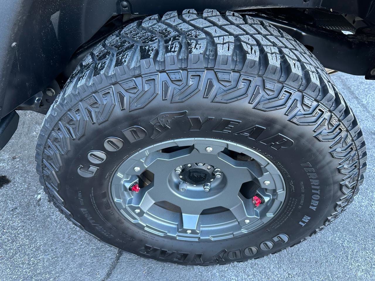 Used 2018 Jeep Wrangler Sport image 18