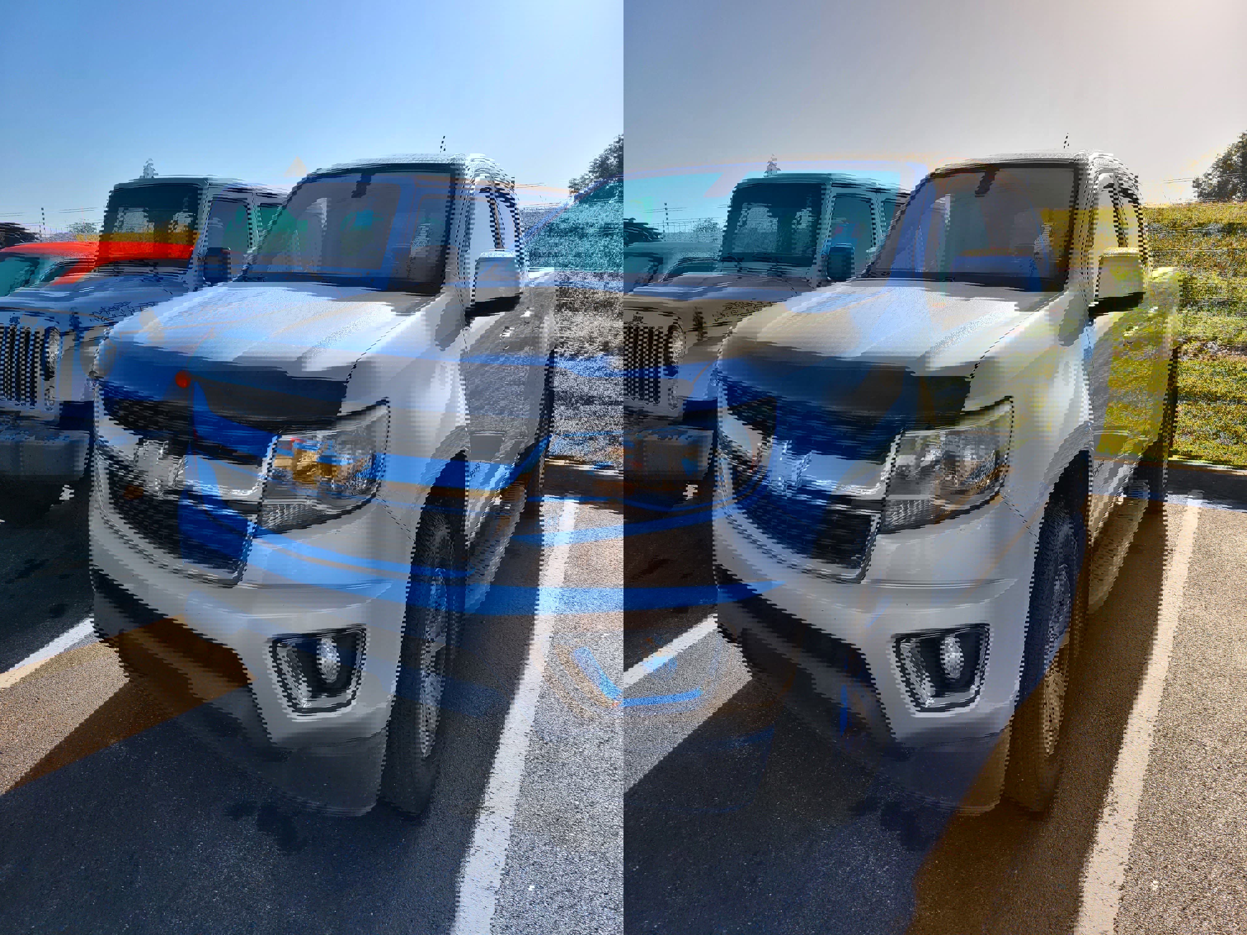 Used 2018 Chevrolet Colorado LT w/ LT Convenience Package image 3