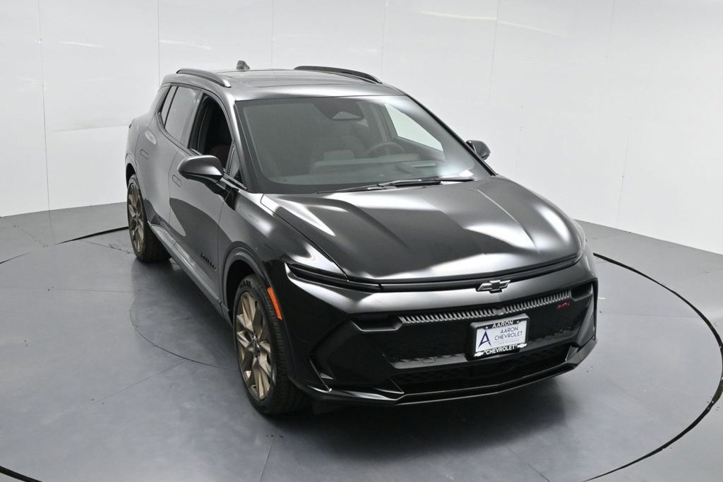 New 2026 Chevrolet Equinox EV RS w/ Convenience Package II FWD image 51