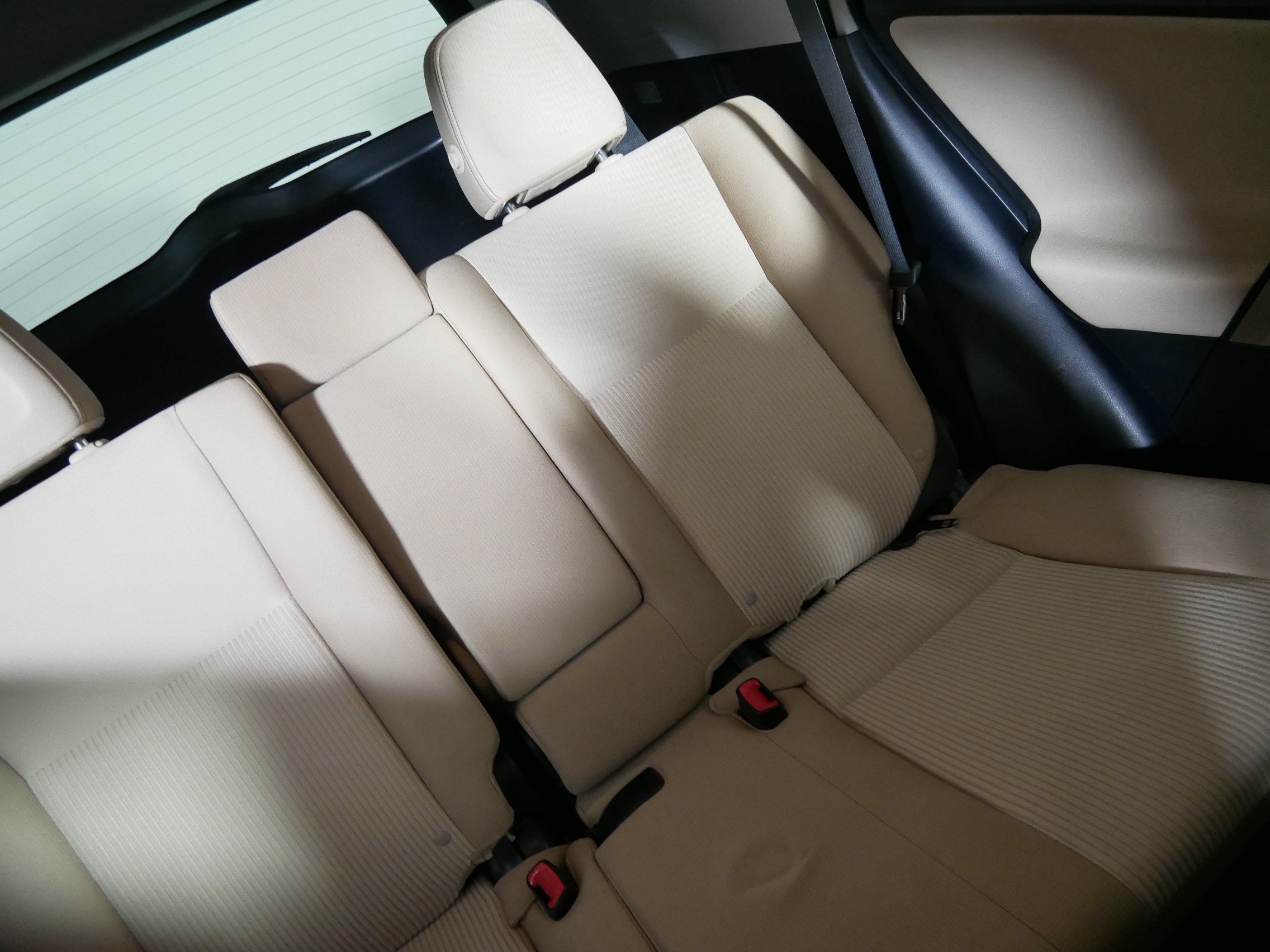 Used 2015 Toyota RAV4 XLE AWD/4WD image 14