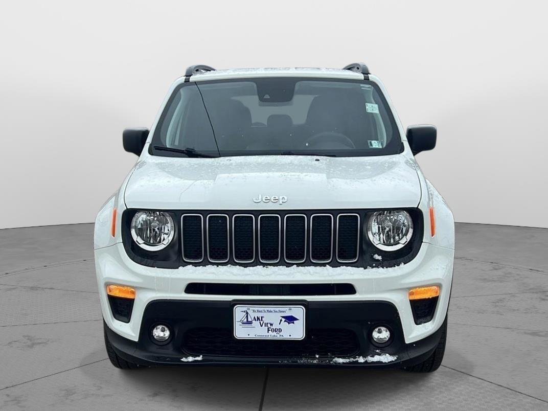 Used 2022 Jeep Renegade Latitude AWD/4WD image 13