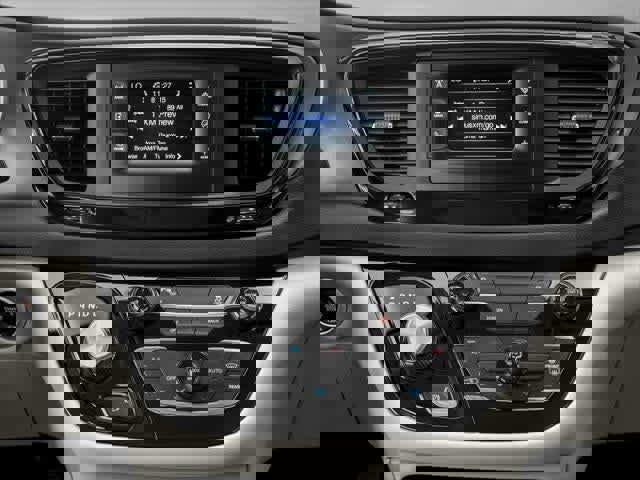 Used 2017 Chrysler Pacifica Touring-L w/ Tire & Wheel Group image 7