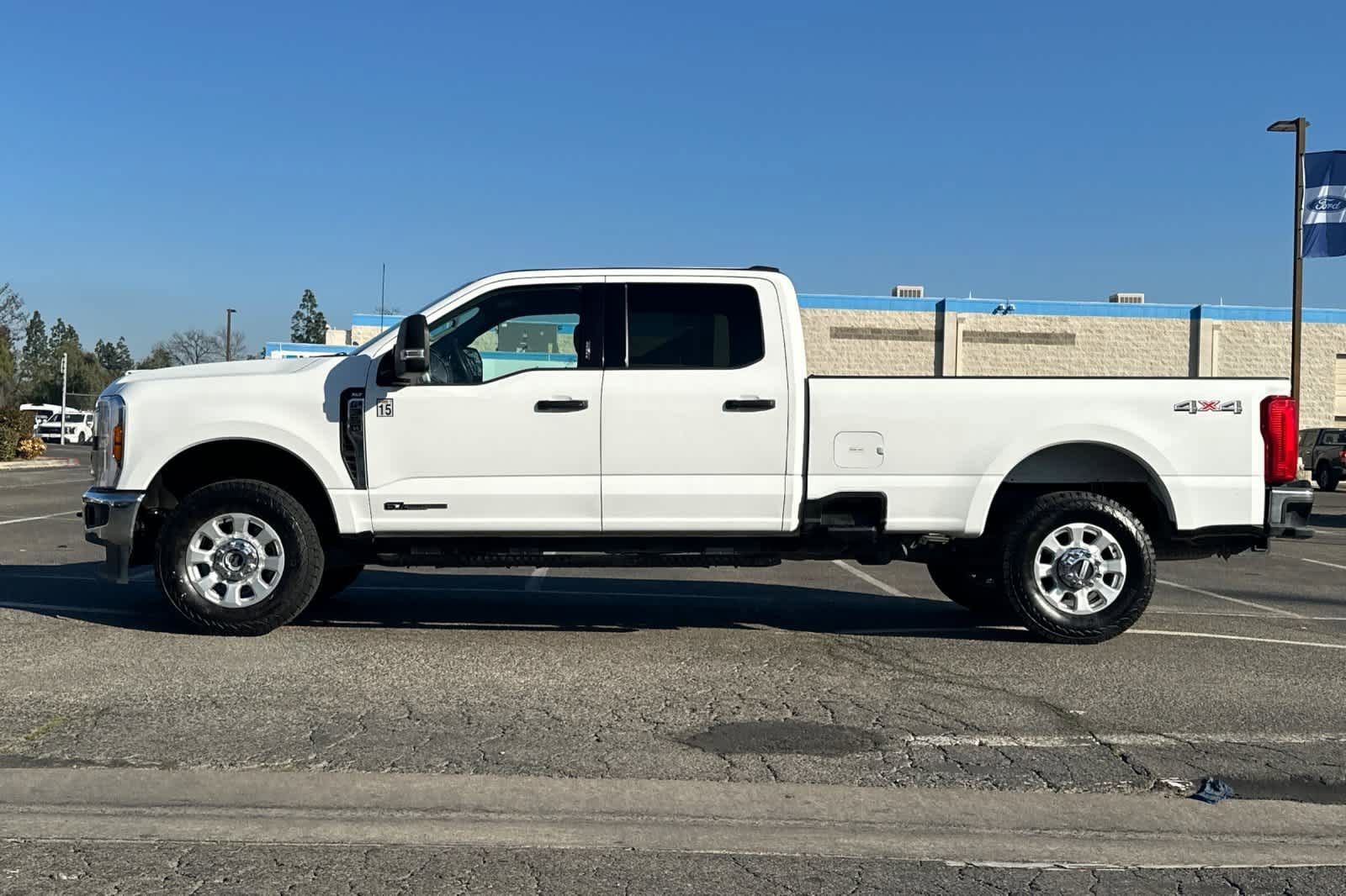 Used 2024 Ford F350 XLT image 5