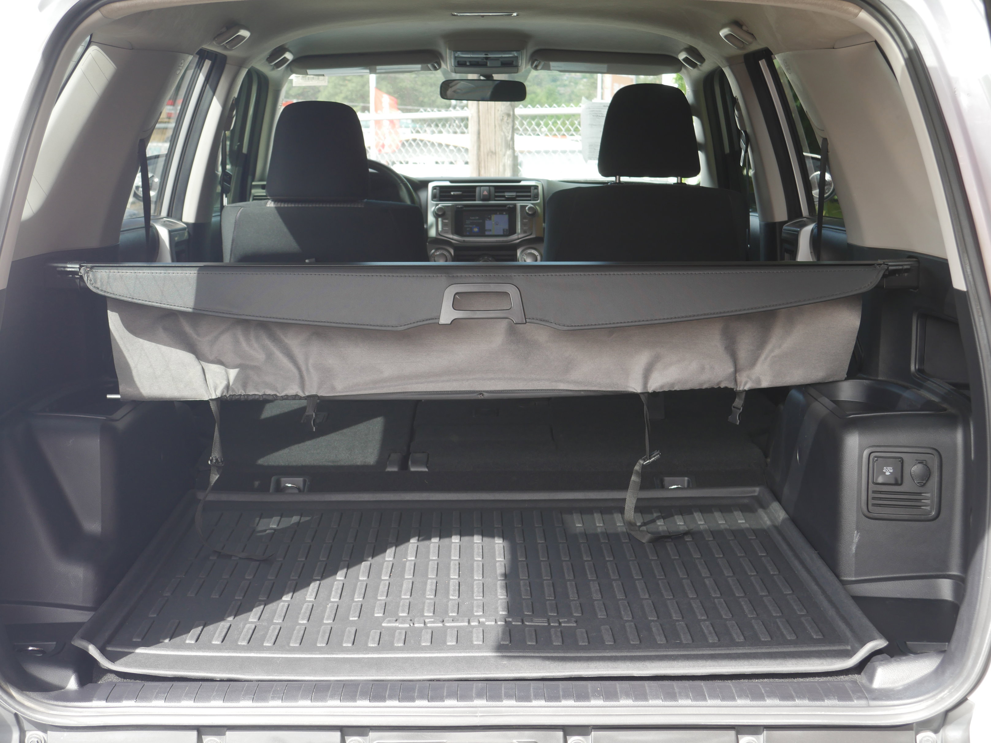 Used 2018 Toyota 4Runner SR5 AWD/4WD image 22