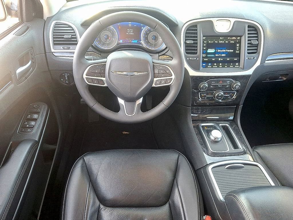 Used 2023 Chrysler 300 Touring L w/ Popular Equipment Group image 11