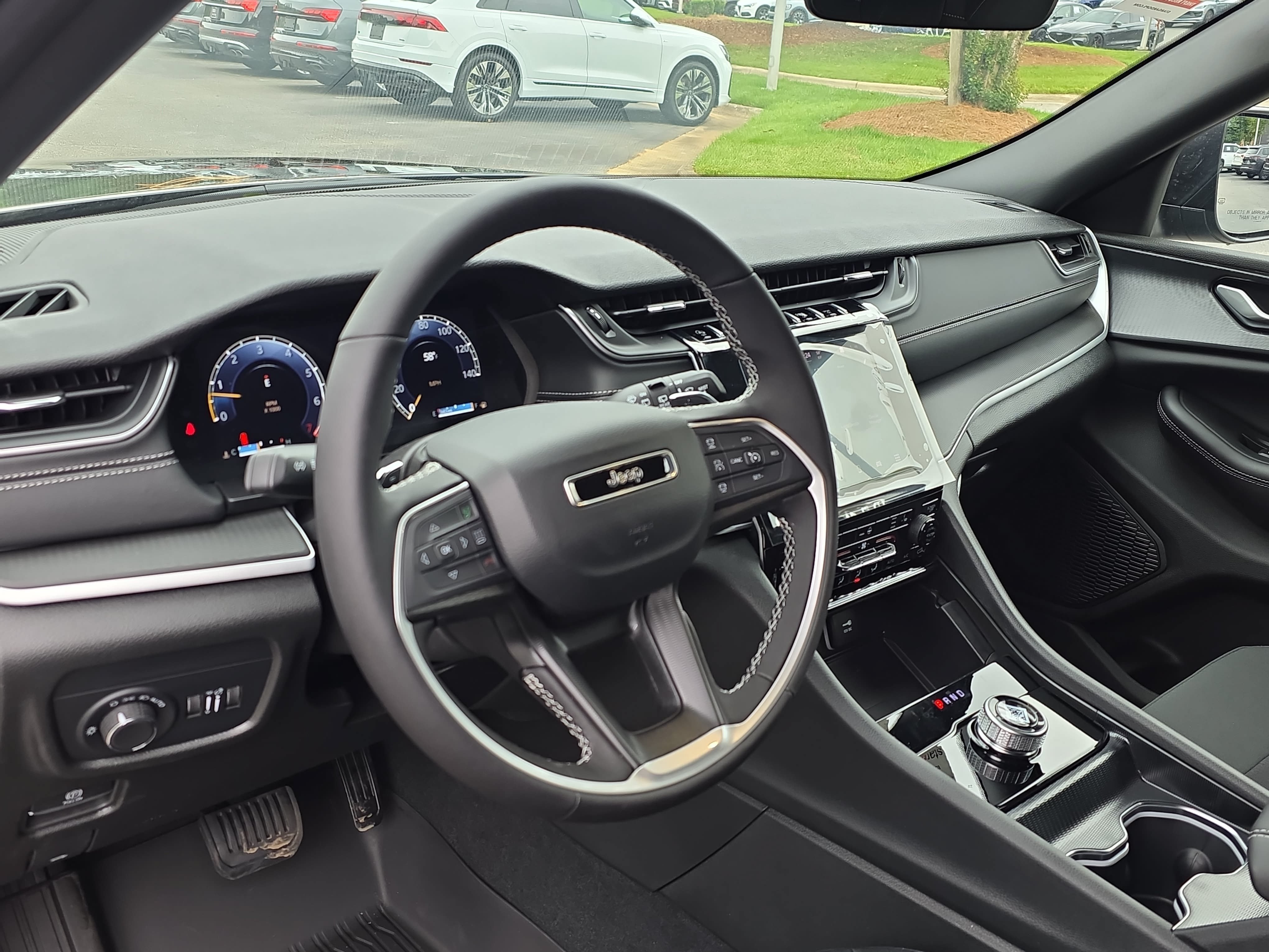 New 2026 Jeep Grand Cherokee Laredo X AWD/4WD image 14
