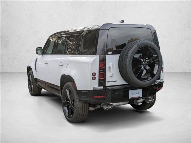 Used 2025 Land Rover Defender 110 X-Dynamic SE AWD/4WD image 9