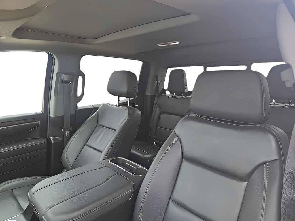 Used 2025 Chevrolet Silverado 1500 RST w/ Convenience Package II AWD/4WD image 13