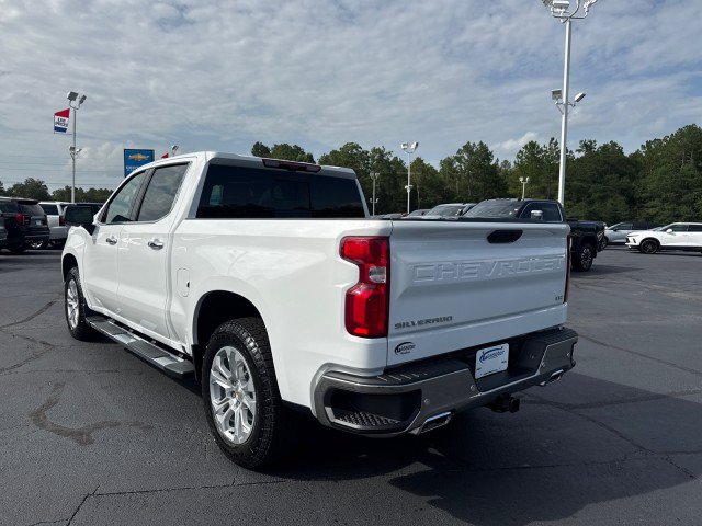 New 2026 Chevrolet Silverado 1500 LTZ w/ LTZ Premium Package AWD/4WD image 6