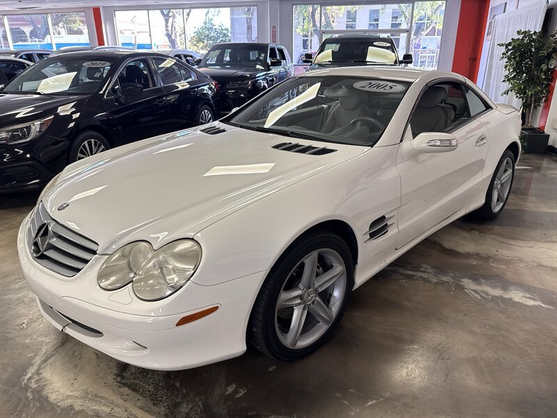 Used 2005 Mercedes-Benz SL 500 image 3