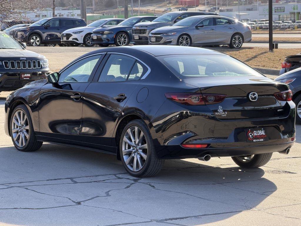 Used 2020 MAZDA MAZDA3 AWD Sedan w/ Select Package image 5