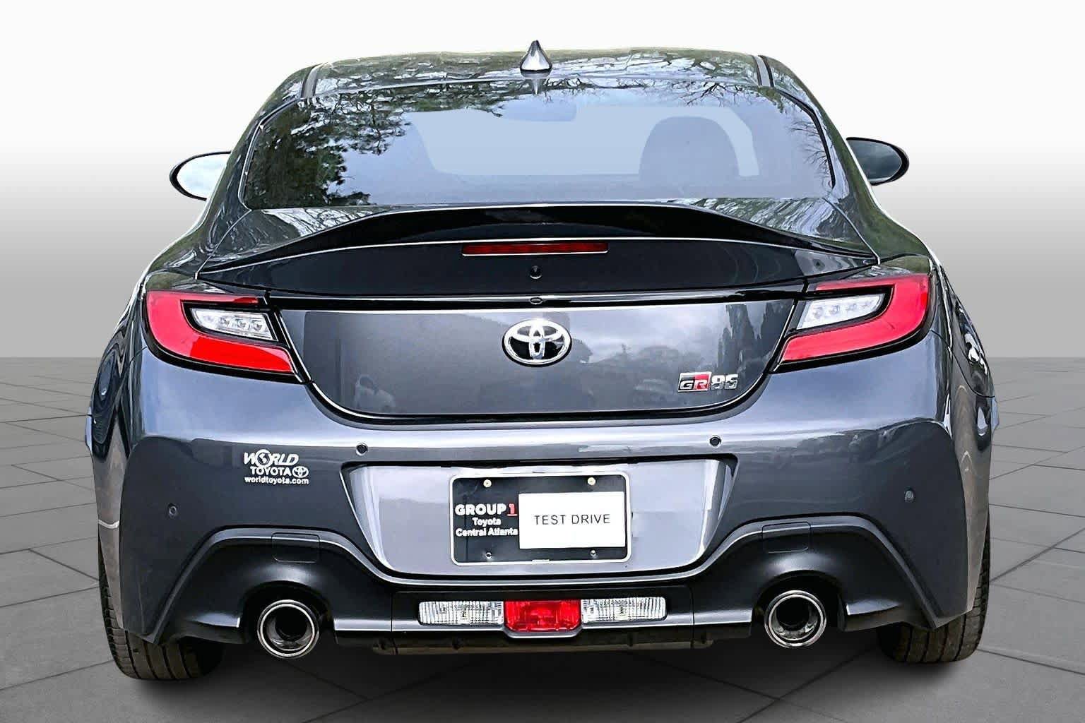 Used 2024 Toyota GR86 image 5