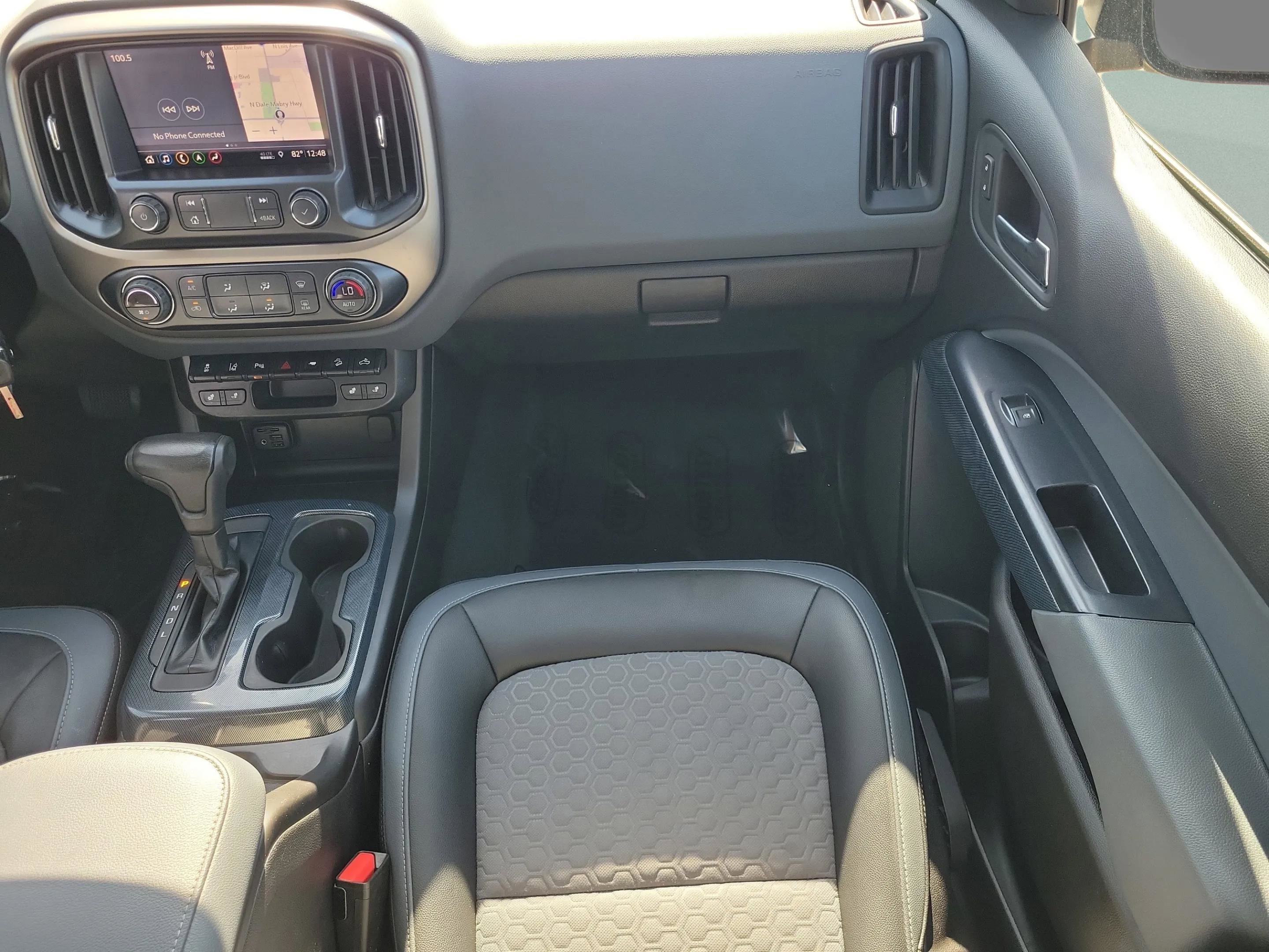 Used 2021 Chevrolet Colorado Z71 w/ Safety Package image 26