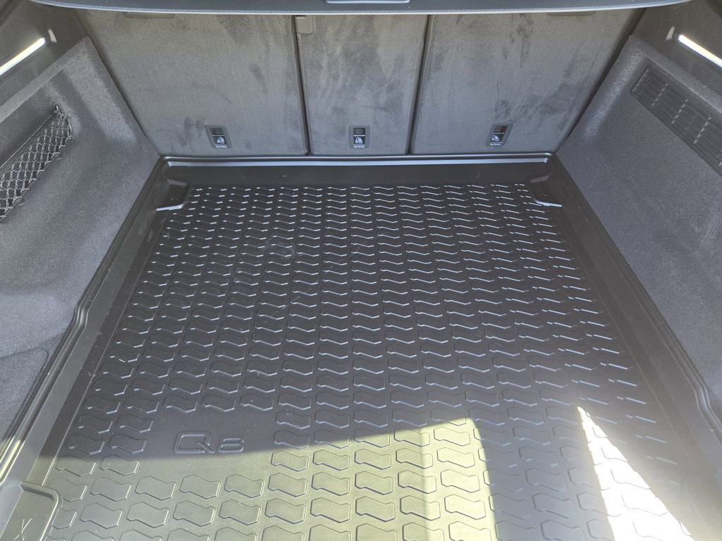 Used 2026 Audi Q8 Premium Plus image 42