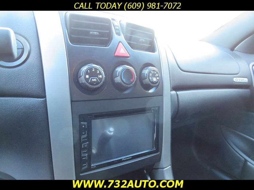 Used 2005 Pontiac GTO image 11