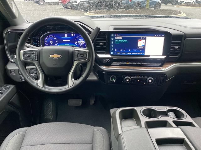 Used 2023 Chevrolet Silverado 1500 LT AWD/4WD image 8