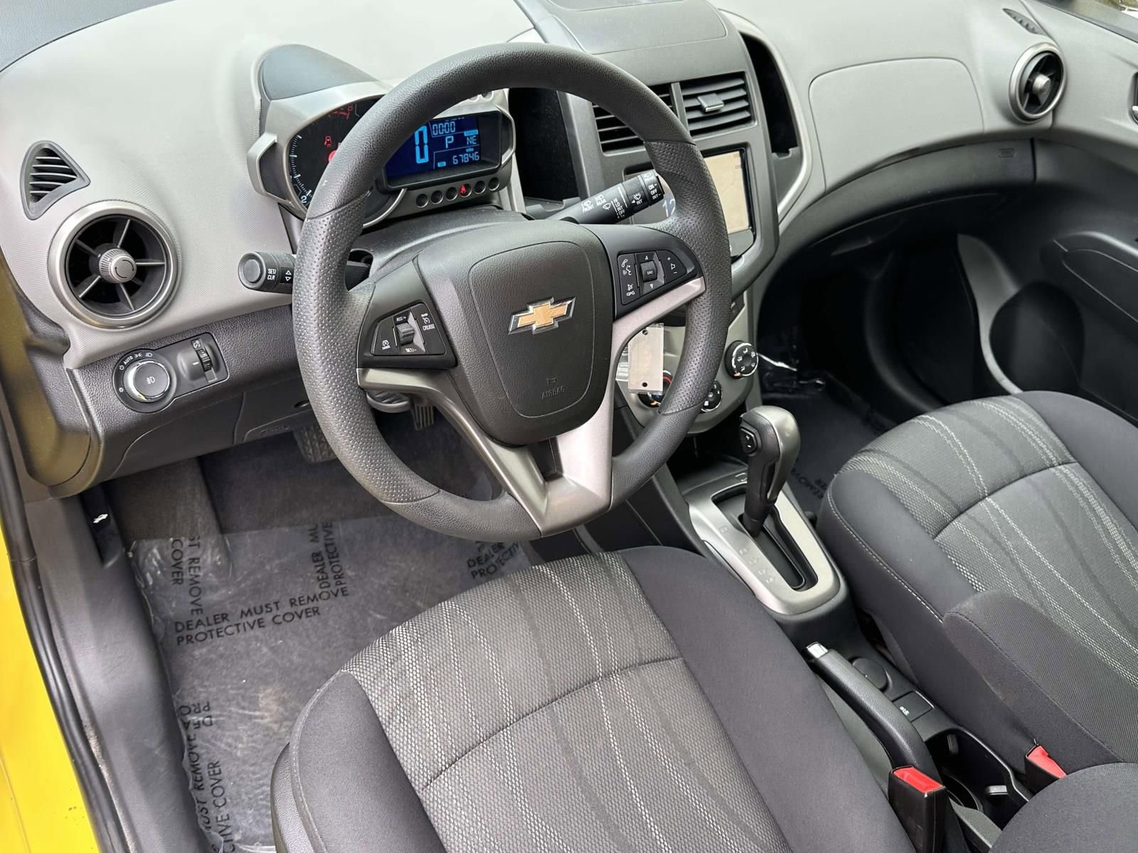 Used 2015 Chevrolet Sonic LT w/ LT Promotional Package FWD image 7