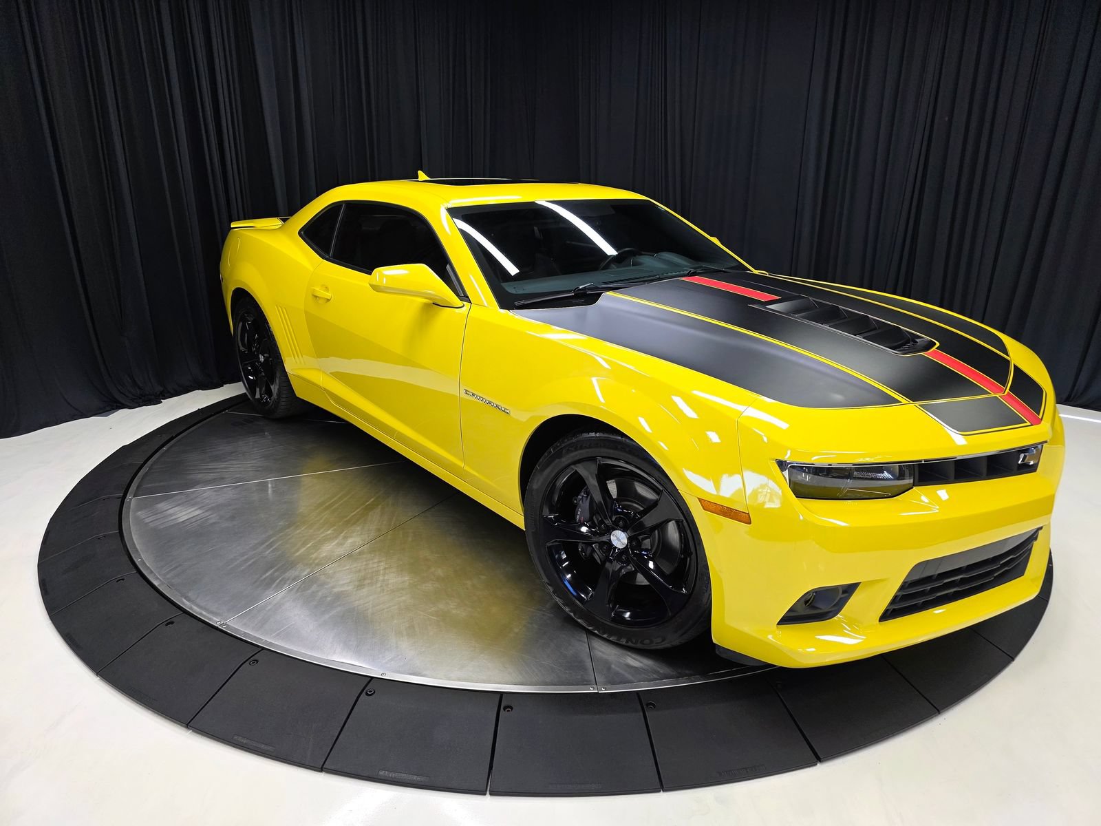 Used 2014 Chevrolet Camaro SS w/ RS Package RWD image 56