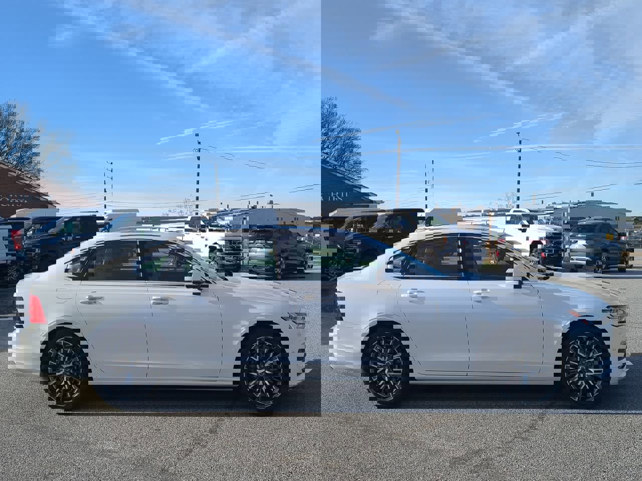 Used 2018 Volvo S90 T5 Momentum w/ Convenience Package video 2