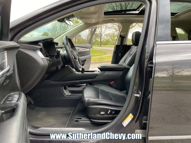 Used 2018 Cadillac XT5 Premium Luxury w/ Driver Assist Package image 17