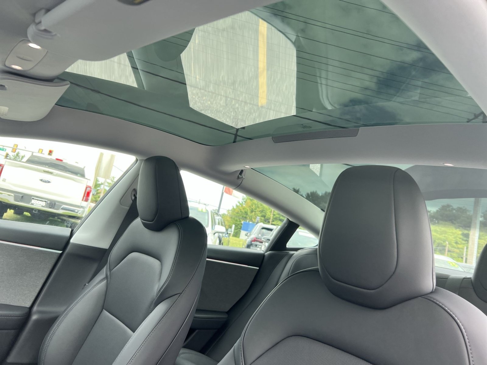 Used 2025 Tesla Model 3 Long Range RWD image 24