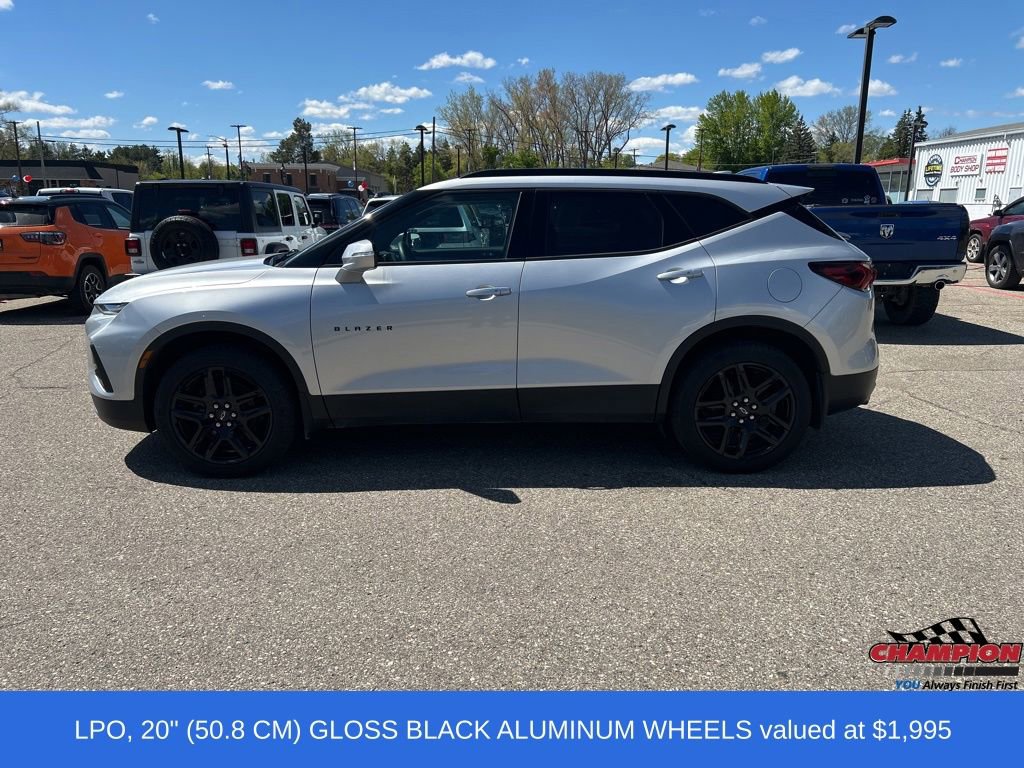 Used 2021 Chevrolet Blazer LT AWD/4WD image 2