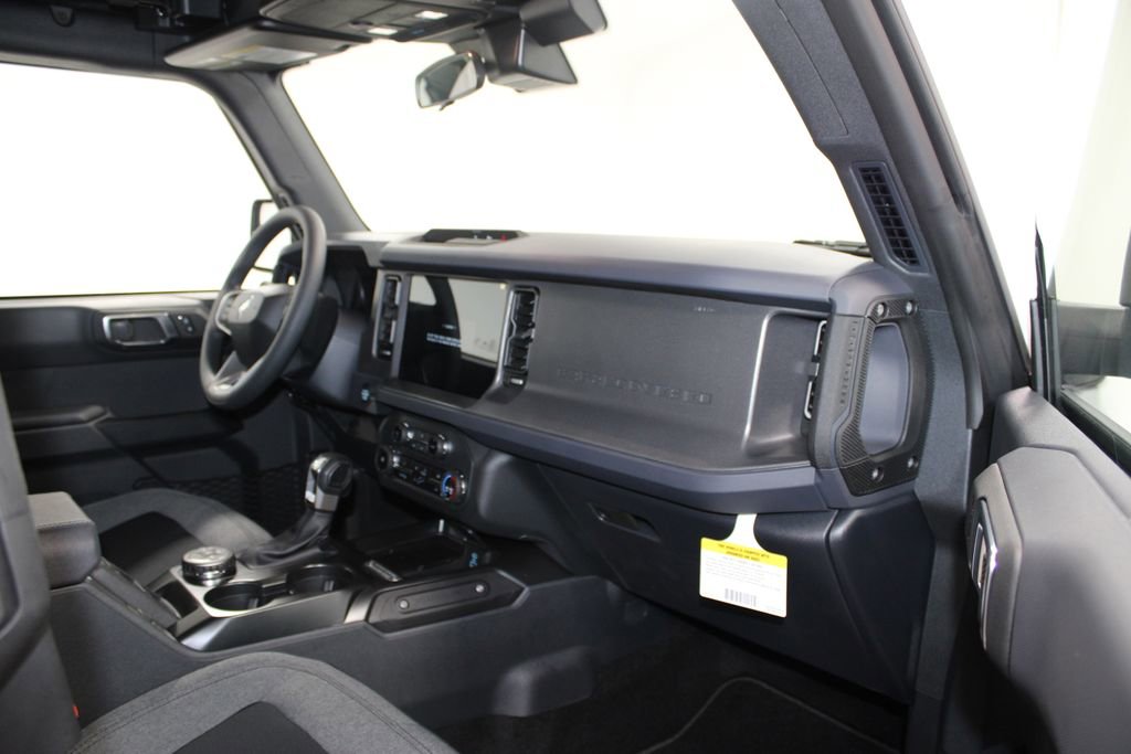 New 2025 Ford Bronco 4-Door image 23