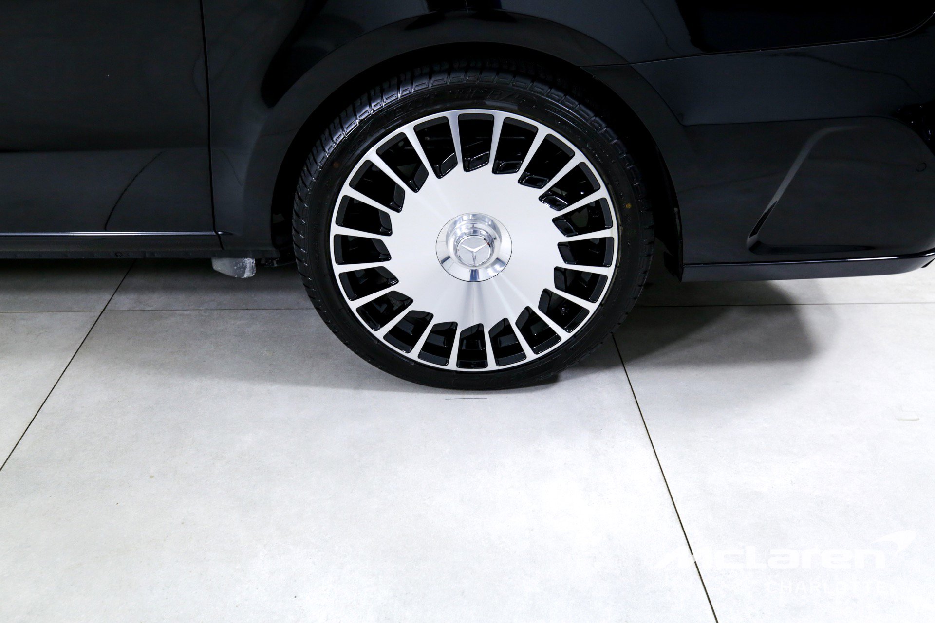 Used 2018 Mercedes-Benz Metris Passenger image 34