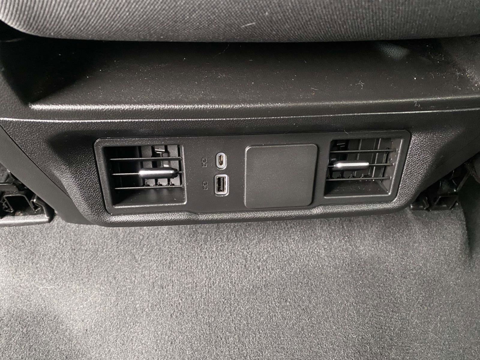 Used 2024 Chevrolet Silverado 1500 Custom image 13