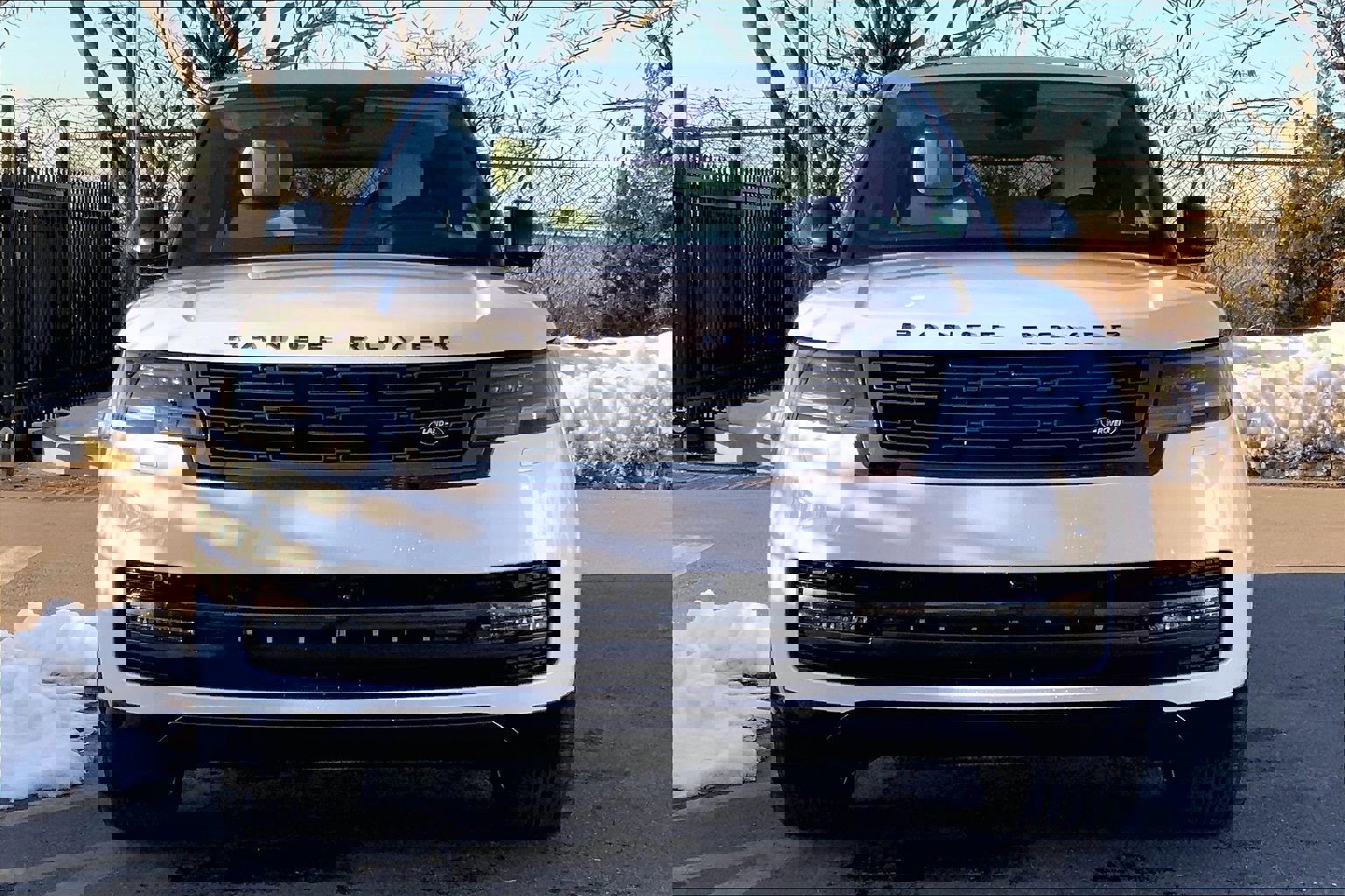 New 2026 Land Rover Range Rover SE image 3