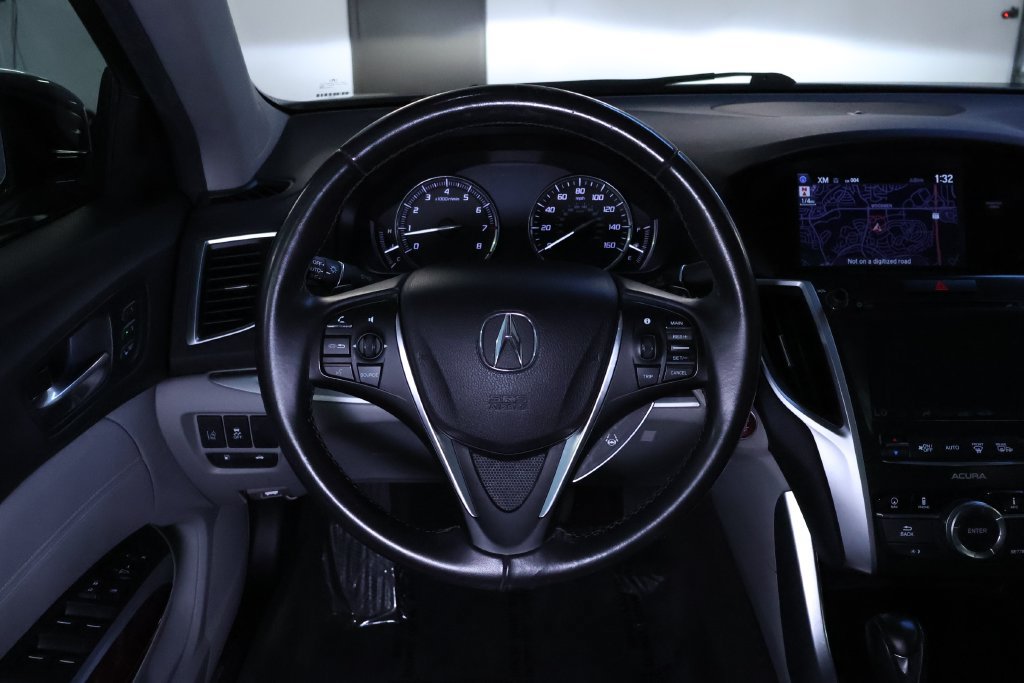 Used 2016 Acura TLX w/ Technology Package FWD image 18