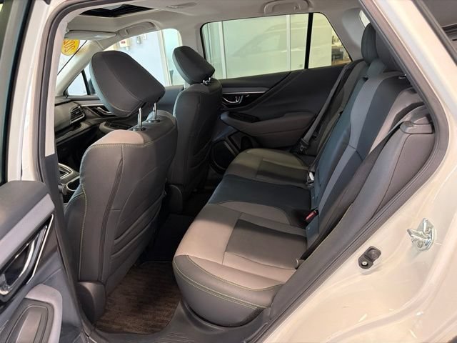 Used 2025 Subaru Outback Onyx Edition AWD/4WD image 15