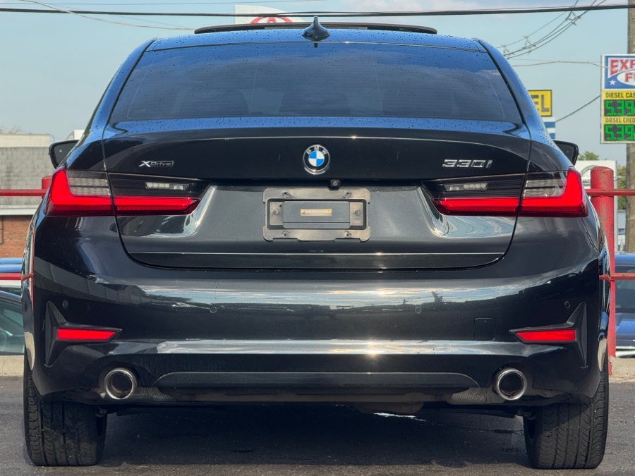 Used 2020 BMW 330i xDrive Sedan w/ Premium Package AWD/4WD image 6