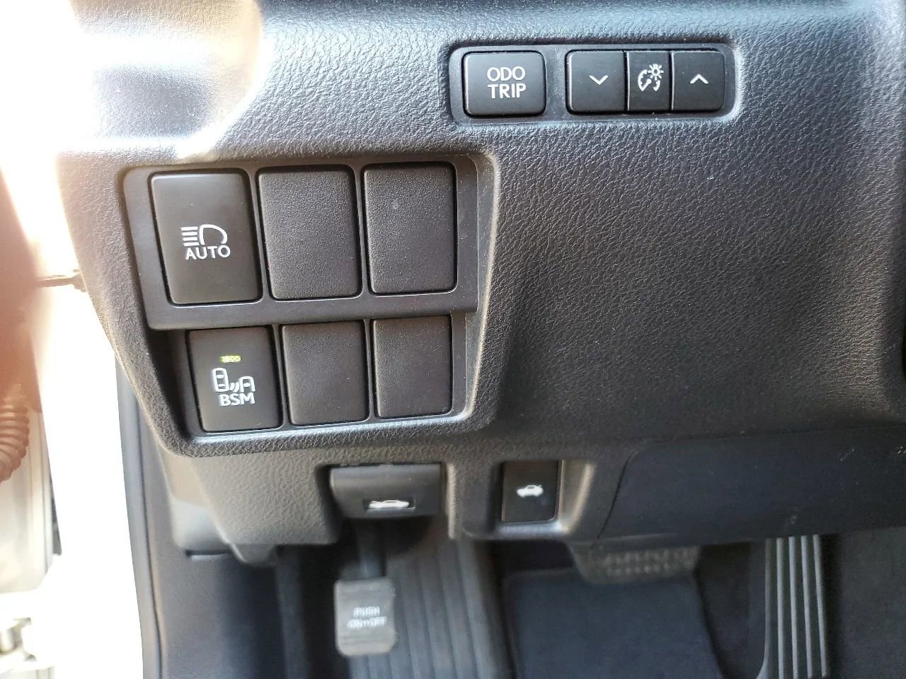 Used 2020 Lexus IS 300 w/ Accessory Package 2 RWD image 21