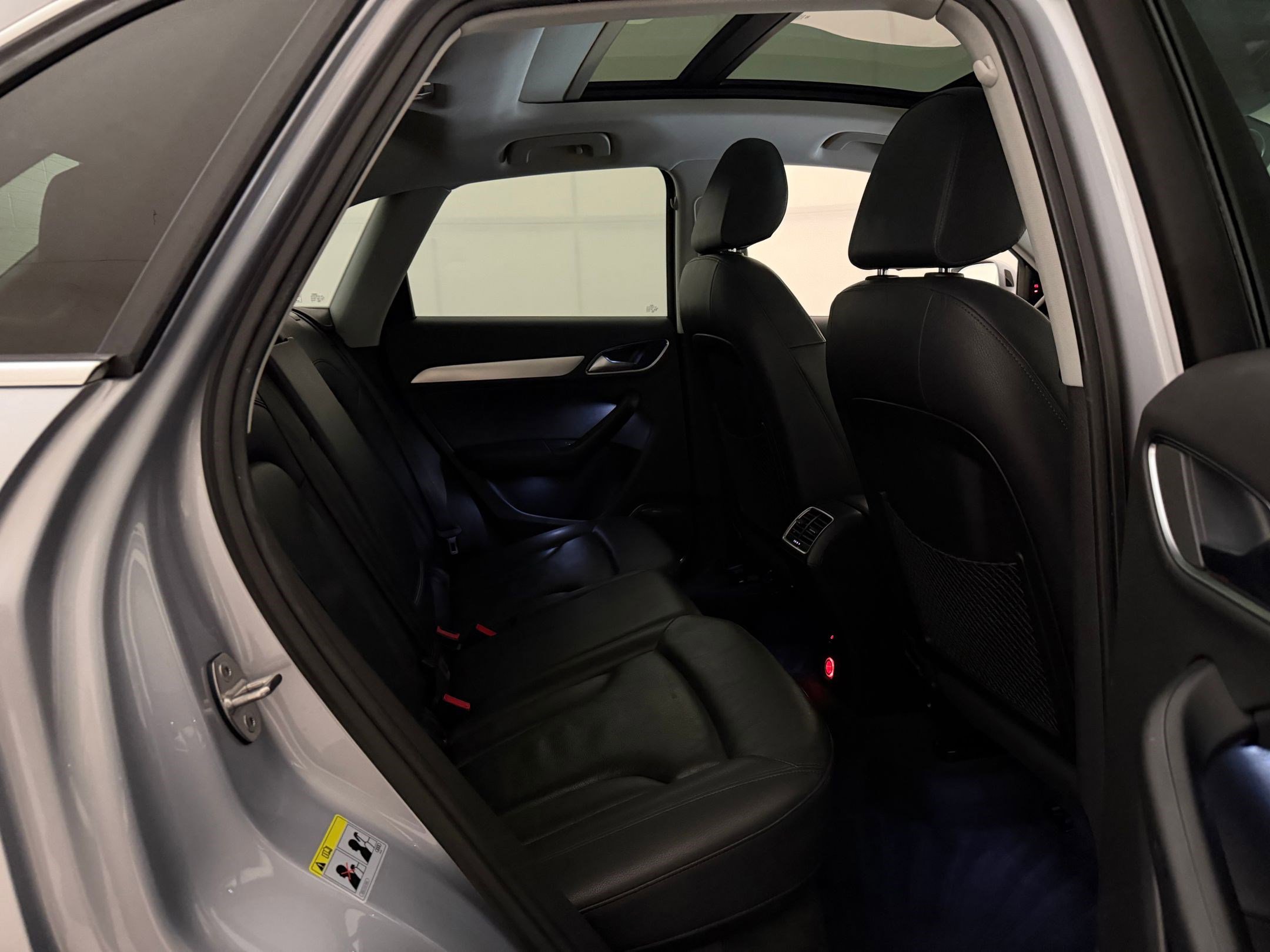 Used 2015 Audi Q3 2.0T Prestige AWD/4WD image 32