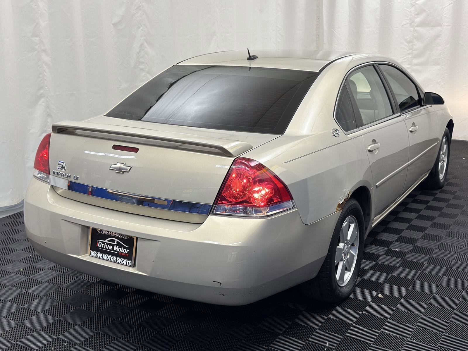 Used 2008 Chevrolet Impala LT w/ Luxury Edition Package image 9