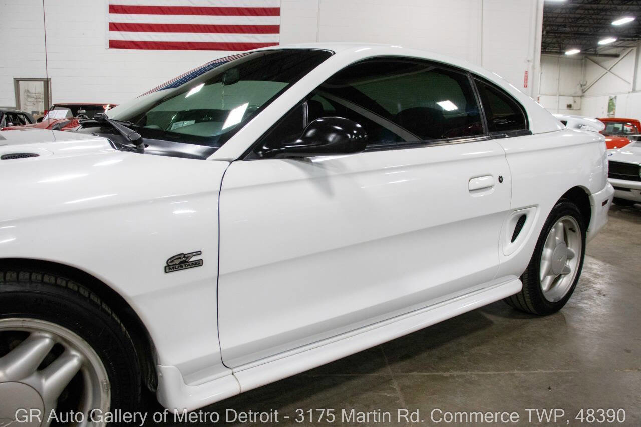 Used 1995 Ford Mustang GT image 21