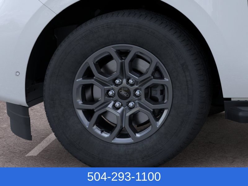 New 2026 Ford Expedition Active RWD image 21