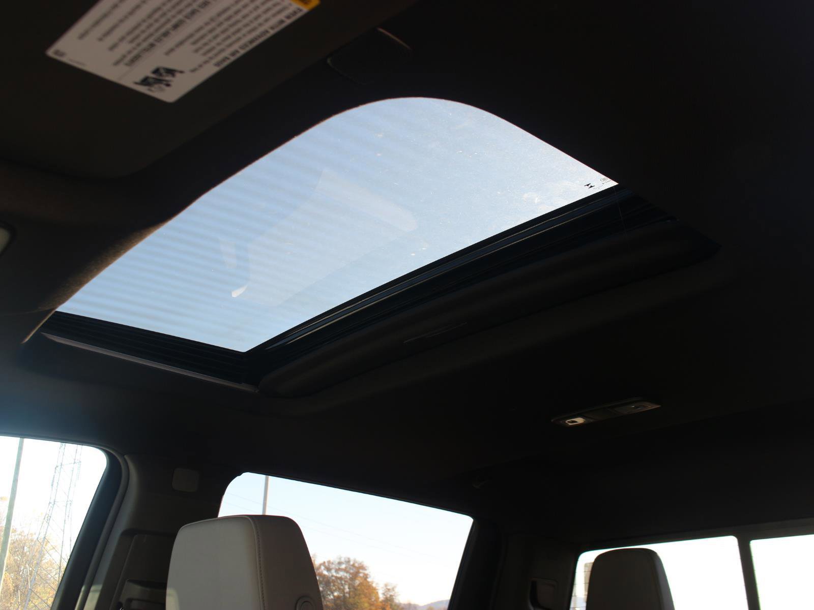 New 2025 GMC Sierra 2500 SLT w/ SLT Premium Package image 16