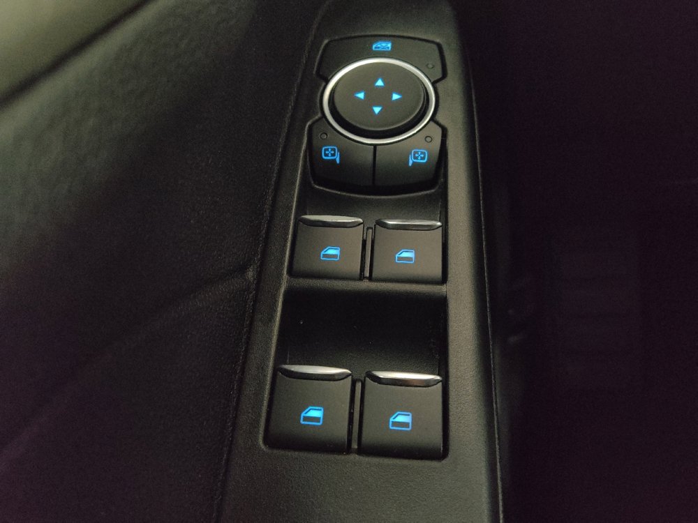 Used 2022 Ford Escape SE FWD image 27