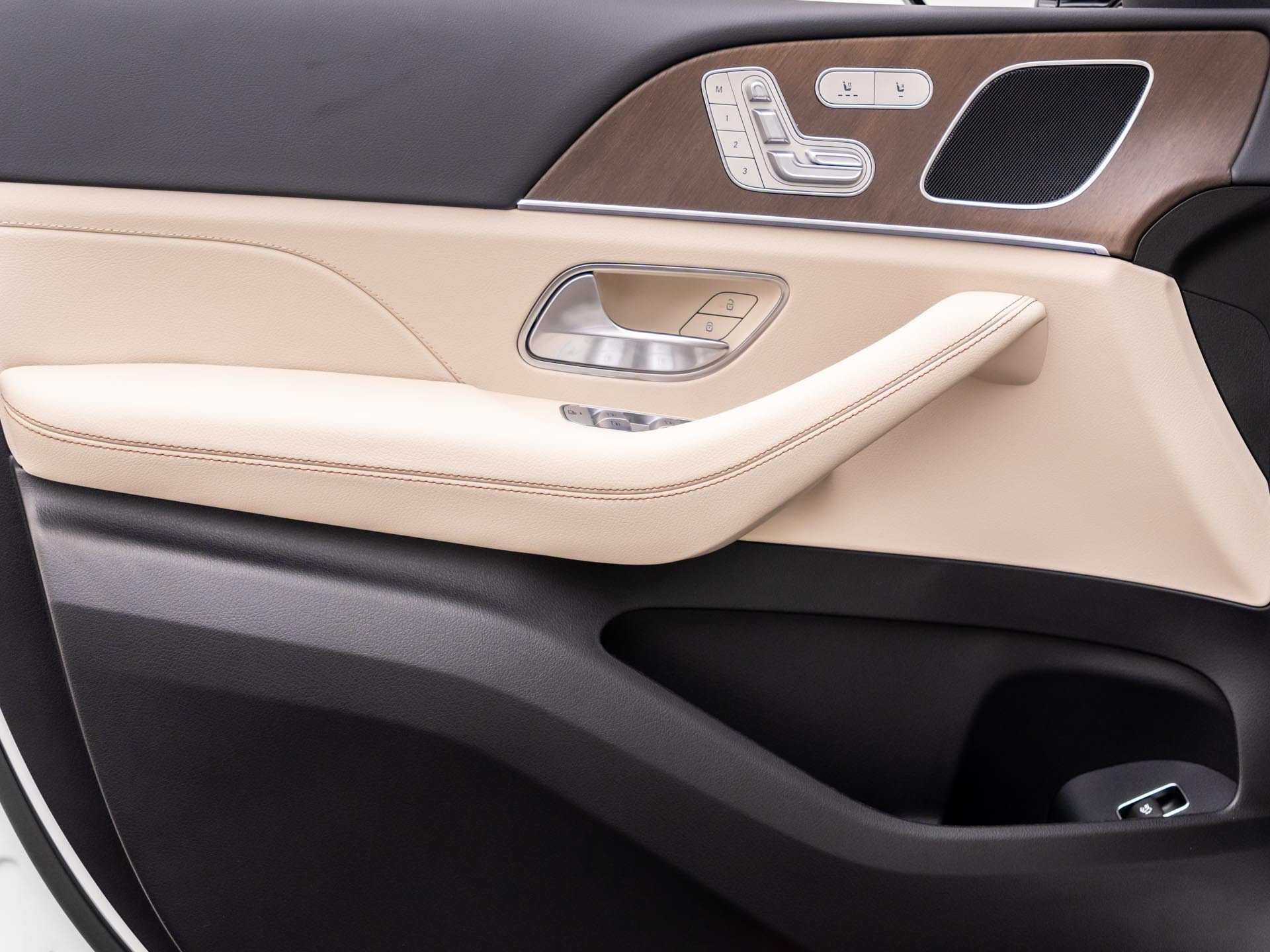New 2027 Mercedes-Benz GLE 350 4MATIC image 14